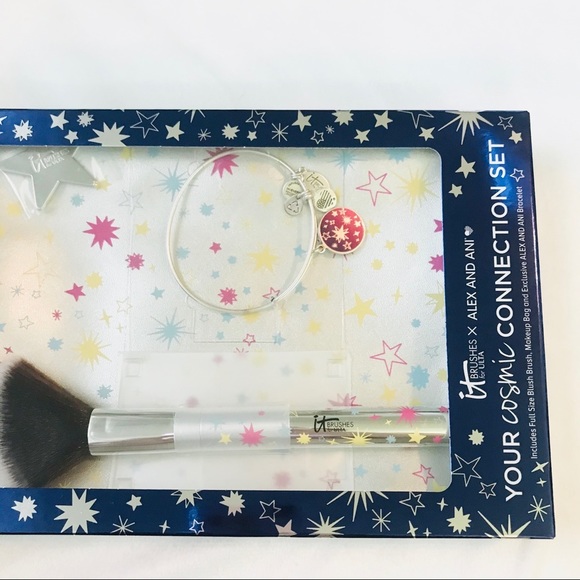 NEW it cosmetics alex and ani bracelet brush set - Picture 8 of 16